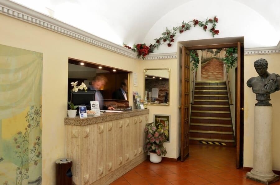Tirreno Hotel