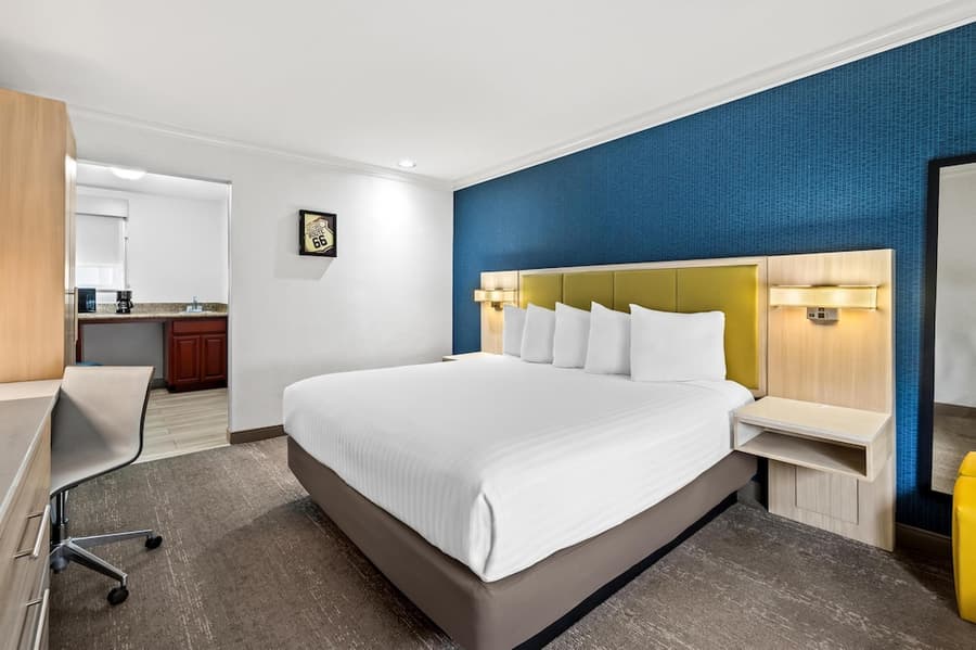 SureStay Hotel by Best Western Santa Monica