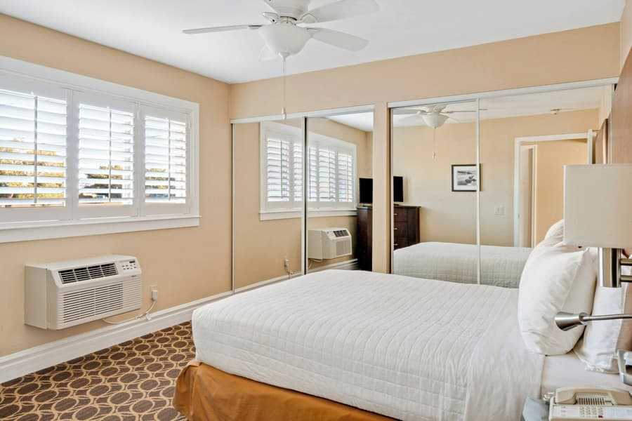 Marin Suites Hotel
