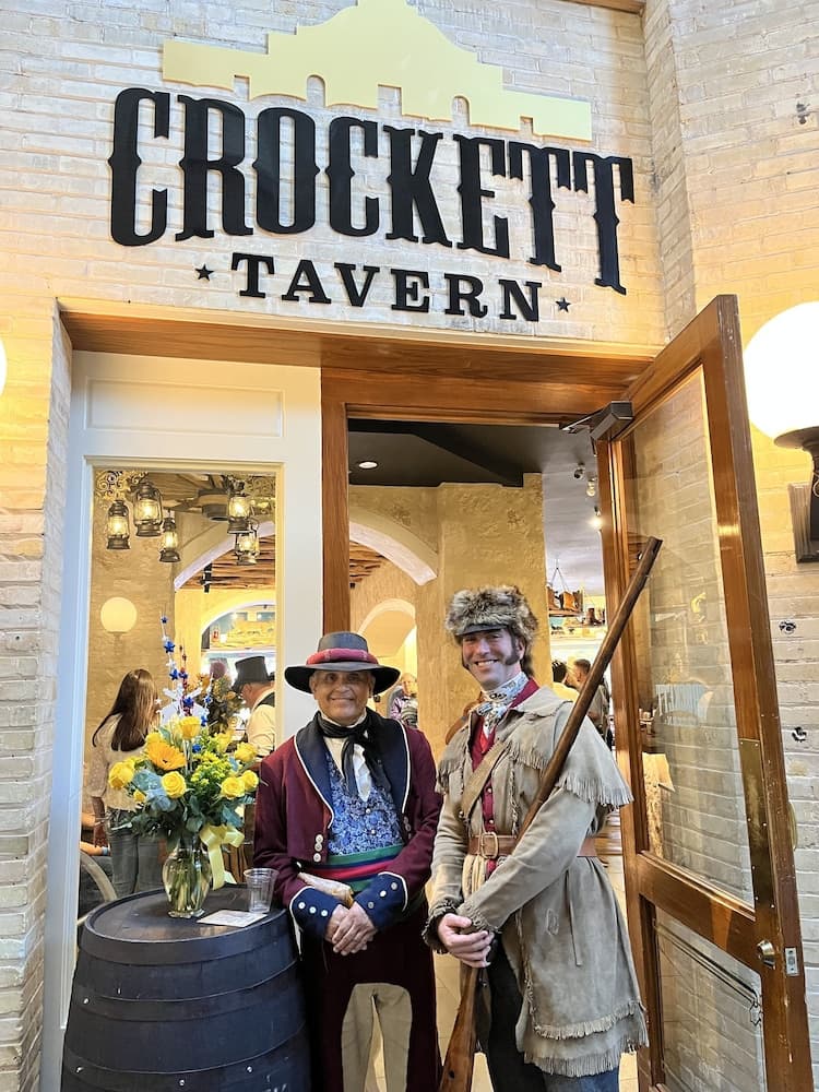 Crockett Hotel