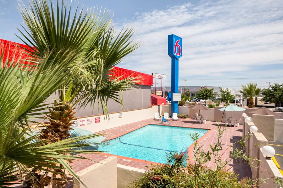 Motel 6 El Paso, TX - Airport - Fort Bliss