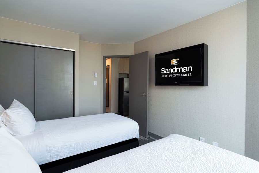 Sandman Suites Vancouver on Davie