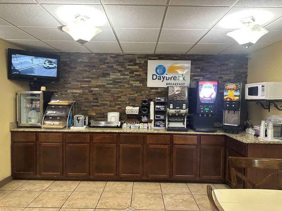 Days Inn & Suites by Wyndham Gunnison