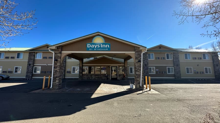 Days Inn & Suites by Wyndham Gunnison
