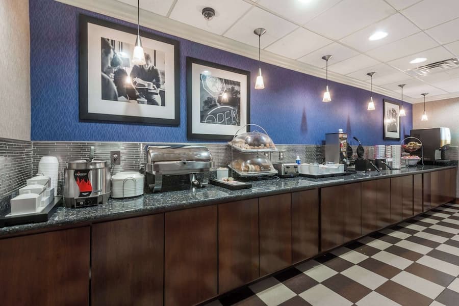 Wingate by Wyndham Springfield