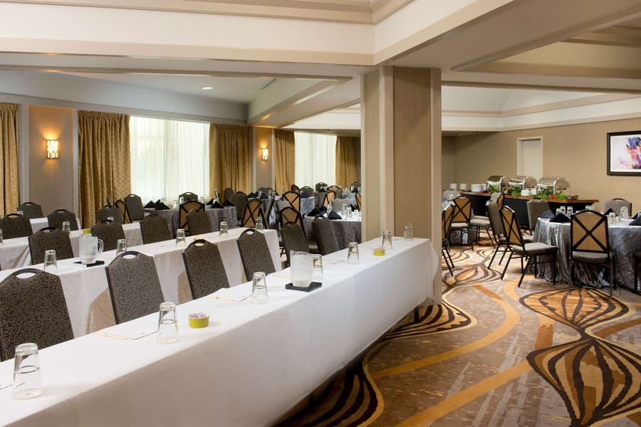 DoubleTree by Hilton Hotel Lafayette