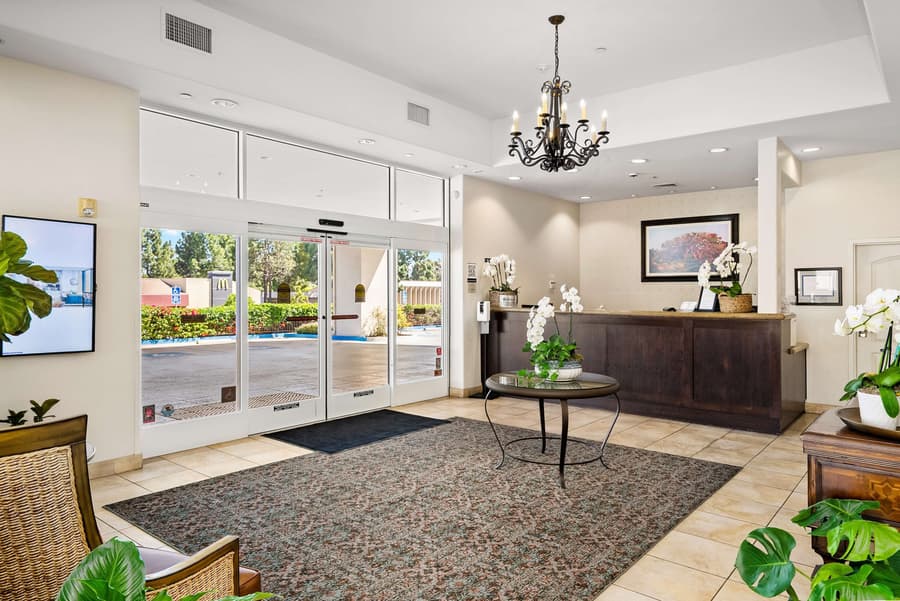 Best Western Plus Royal Oak Hotel