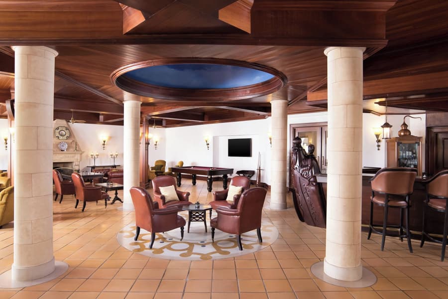 Pine Cliffs Hotel, a Luxury Collection Resort, Algarve