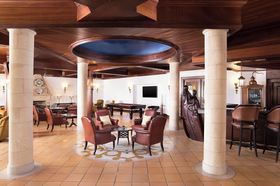 Pine Cliffs Hotel, a Luxury Collection Resort, Algarve