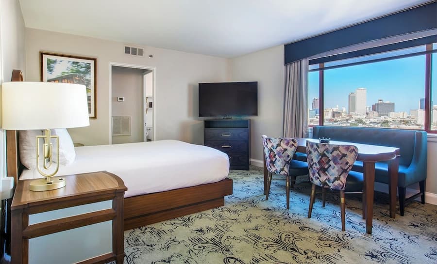 Club Wyndham Avenue Plaza