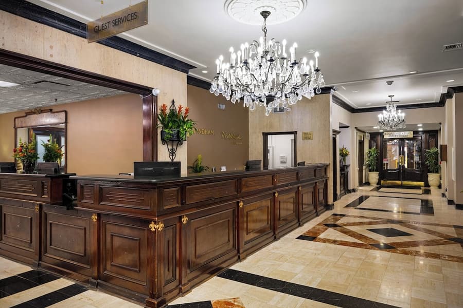 Club Wyndham Avenue Plaza