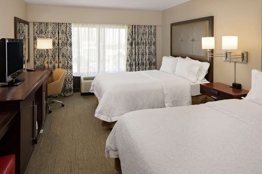 Hampton Inn Louisville Downtown