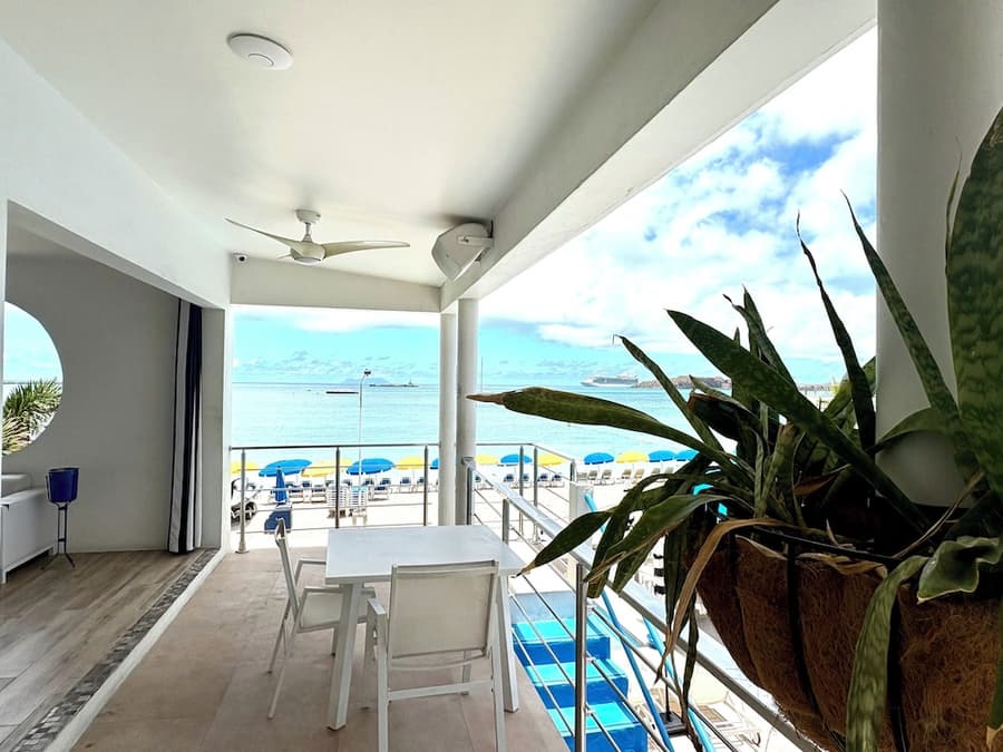 Seaview Beach Hotel