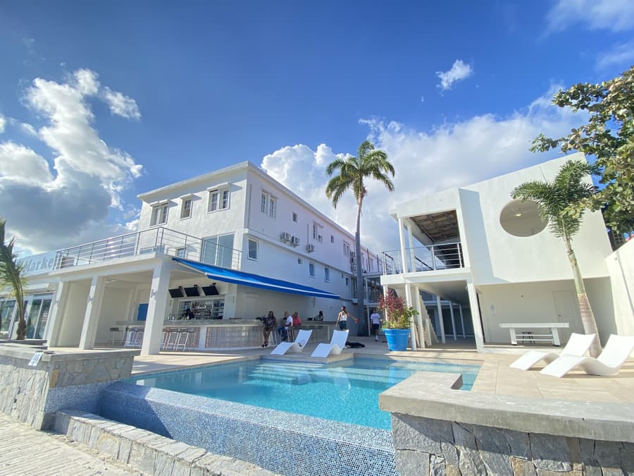 Seaview Beach Hotel