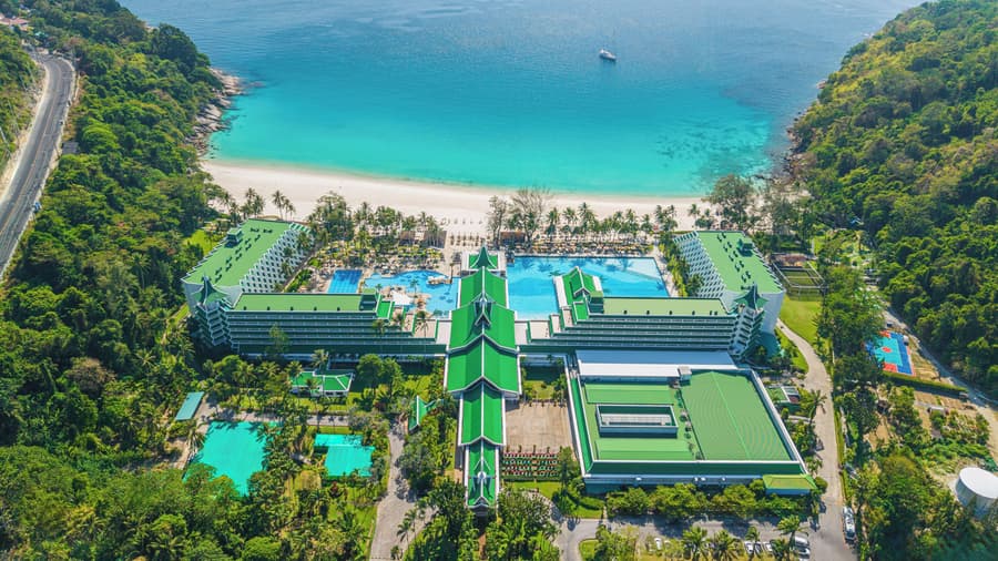 Le Meridien Phuket Beach Resort