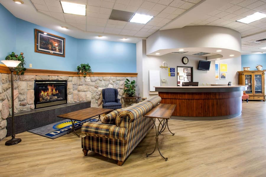Days Inn by Wyndham Marquette
