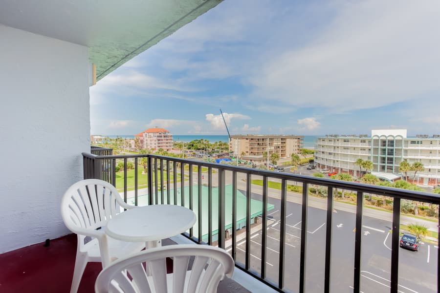 Beachside Hotel & Suites Cocoa Beach - Port Canaveral