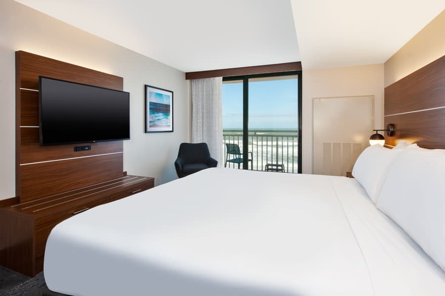 Holiday Inn Express & Suites VA Beach Oceanfront by IHG