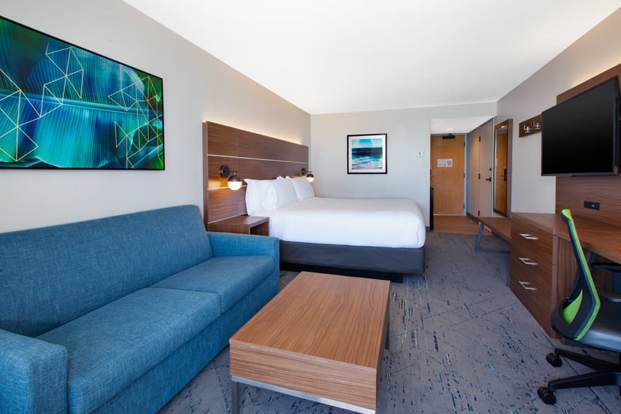 Holiday Inn Express & Suites VA Beach Oceanfront by IHG