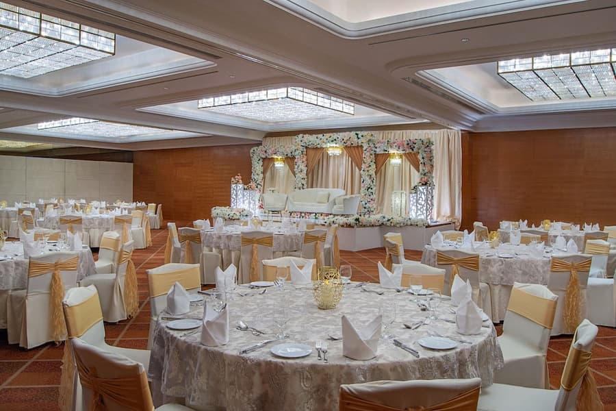 Sheraton Dubai Creek Hotel & Towers