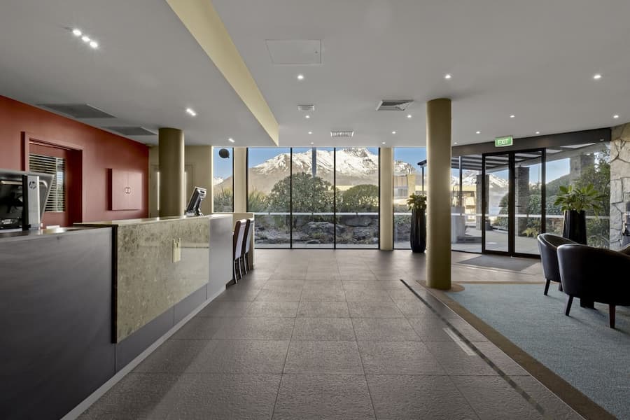 Copthorne Hotel and Apartments Queenstown Lakeview