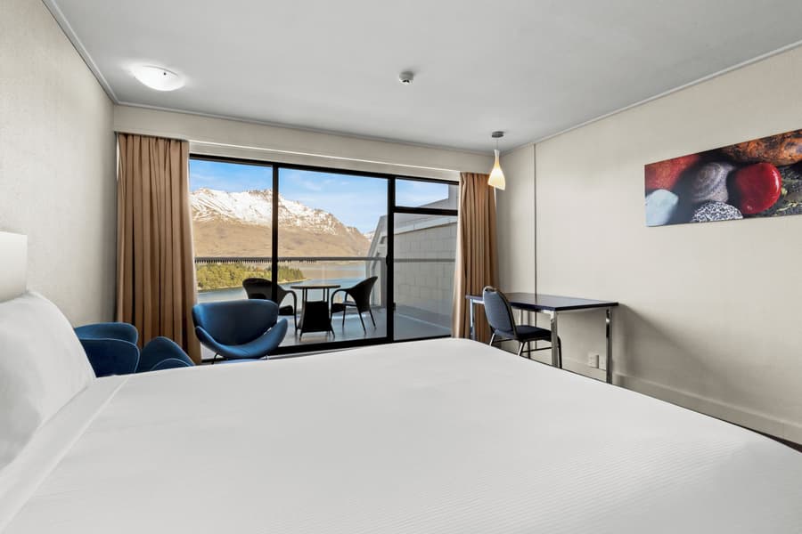 Copthorne Hotel and Apartments Queenstown Lakeview