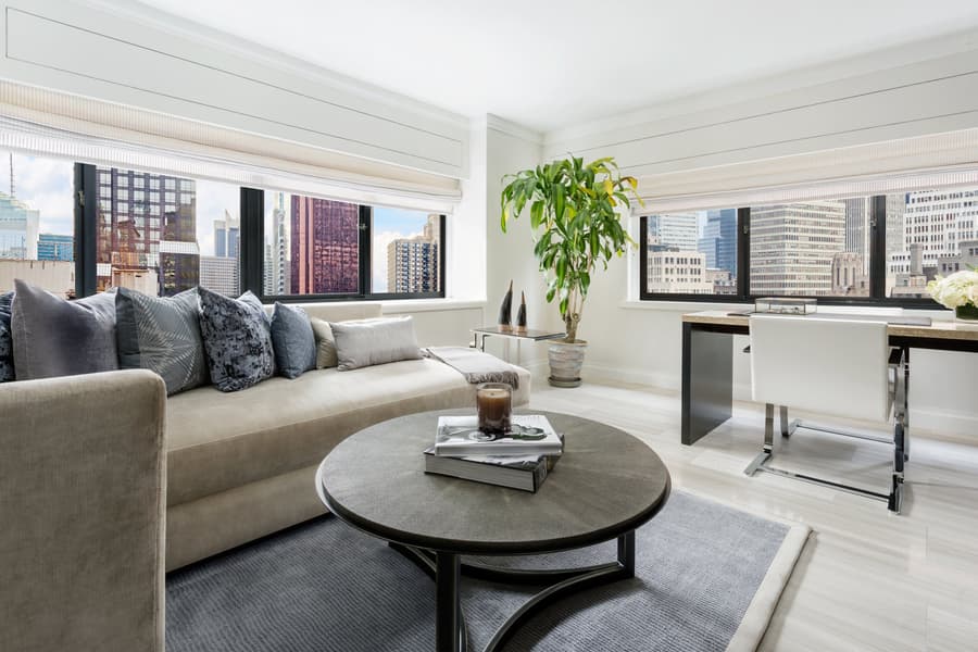 Crowne Plaza Manhattan Times Square by IHG