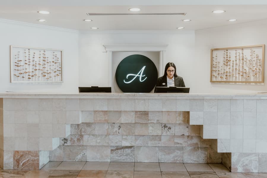 Atrium Hotel Vancouver