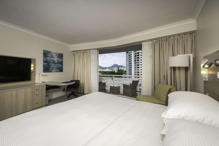 DoubleTree by Hilton Hotel Cairns
