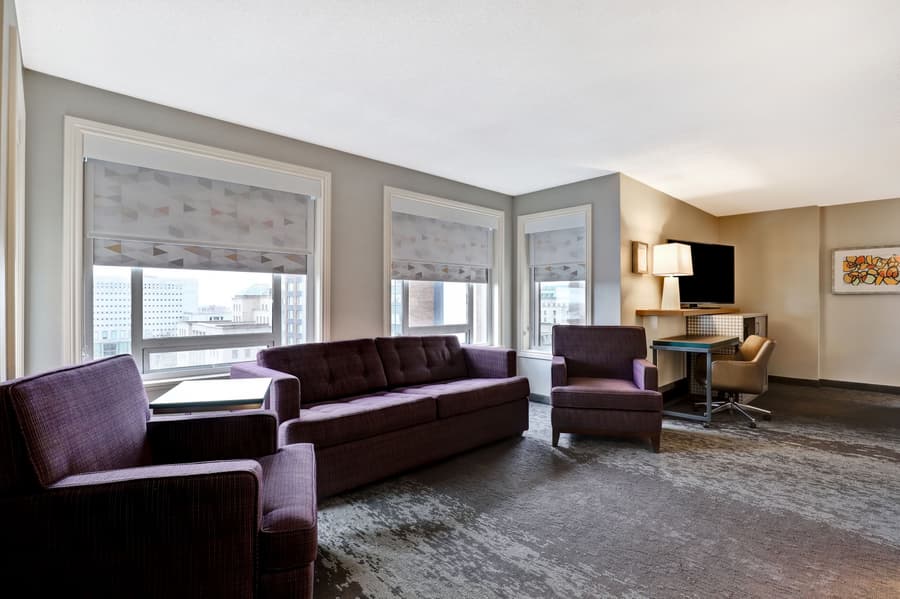 Holiday Inn Ottawa Dwtn - Parliament Hill by IHG