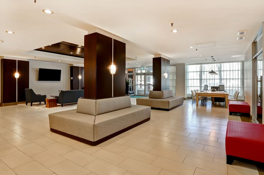 Holiday Inn Ottawa Dwtn - Parliament Hill by IHG