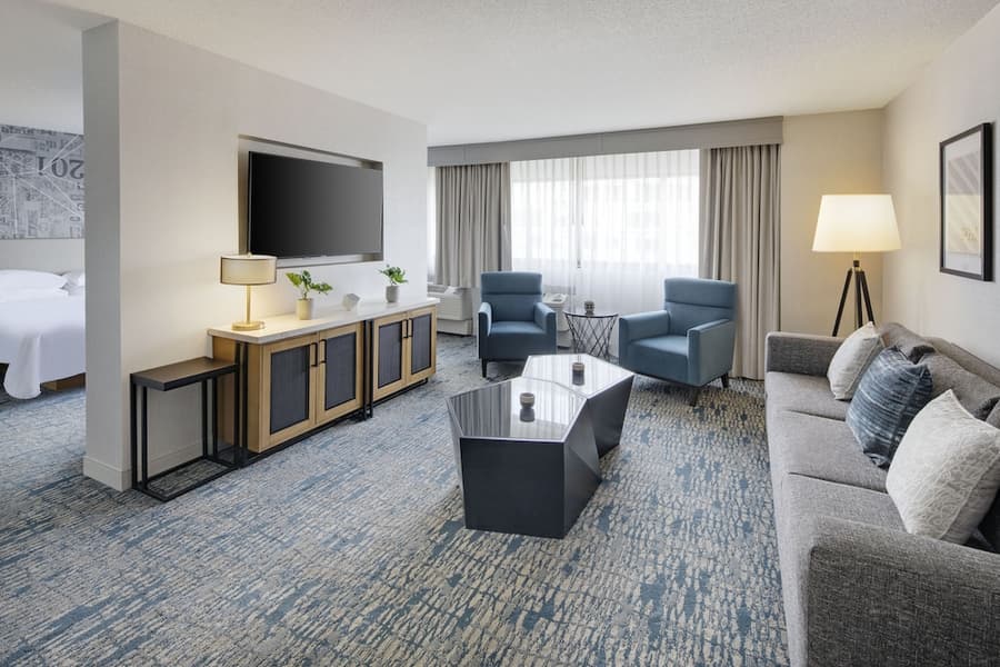 Sheraton Philadelphia Downtown