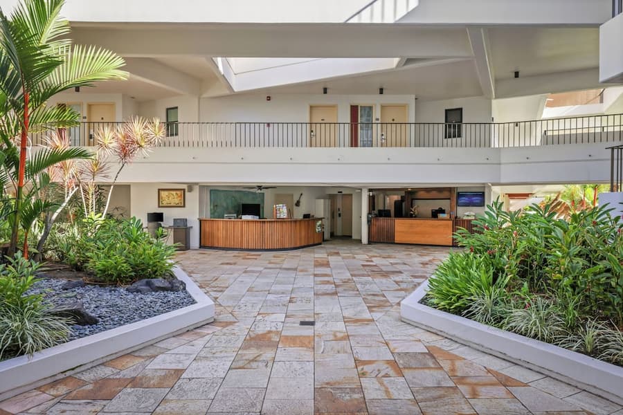 Royal Sea Cliff Kona by OUTRIGGER