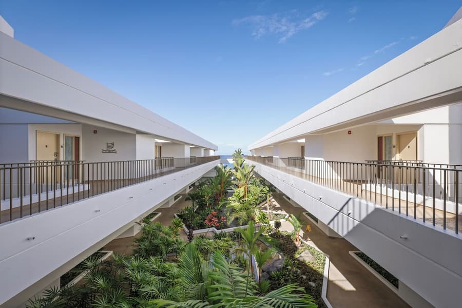 Royal Sea Cliff Kona by OUTRIGGER