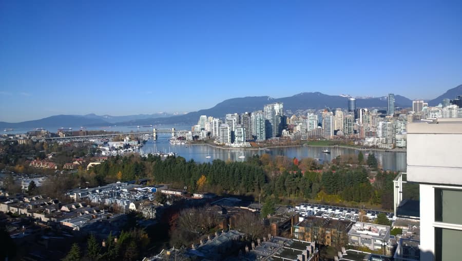 Holiday Inn Vancouver Centre by IHG