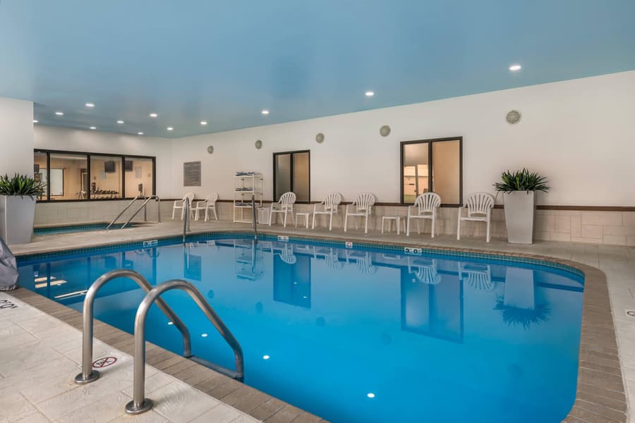 Comfort Inn & Suites Green Bay Stadium Area