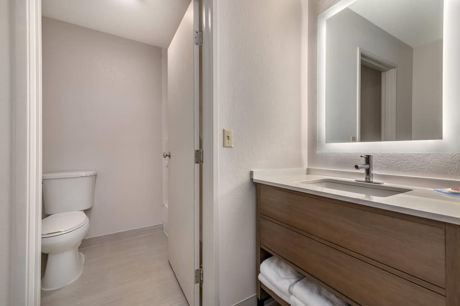 Comfort Inn & Suites Green Bay Stadium Area