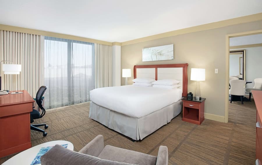 DoubleTree by Hilton Hotel Miami Airport & Convention Center