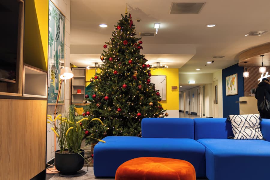 Holiday Inn Eindhoven Centre by IHG