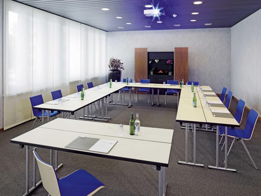 Mövenpick Hotel Zuerich-Airport