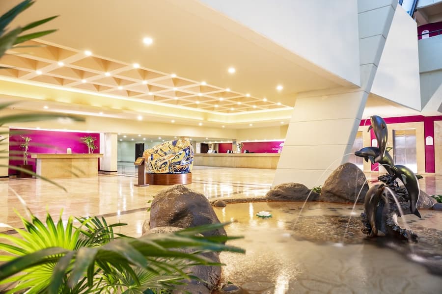 Crown Paradise Club Cancun All Inclusive