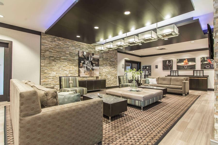 Quattro Hotel & Conf. Centre, an Ascend Collection Hotel