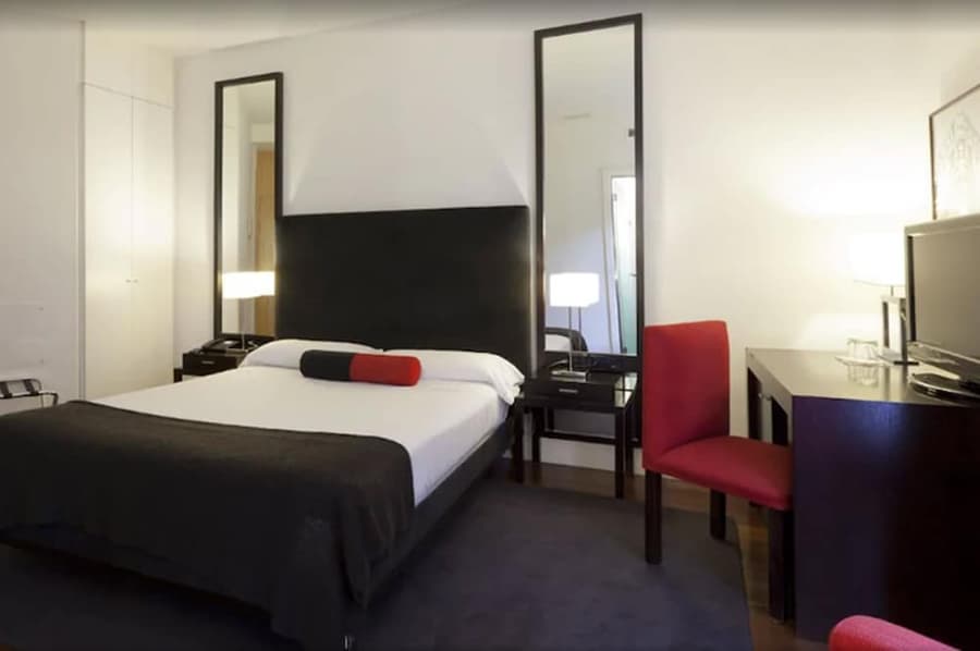 Hotel Quatro Puerta Del Sol