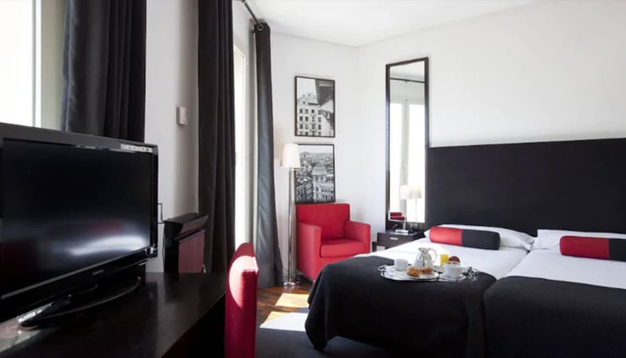 Hotel Quatro Puerta Del Sol