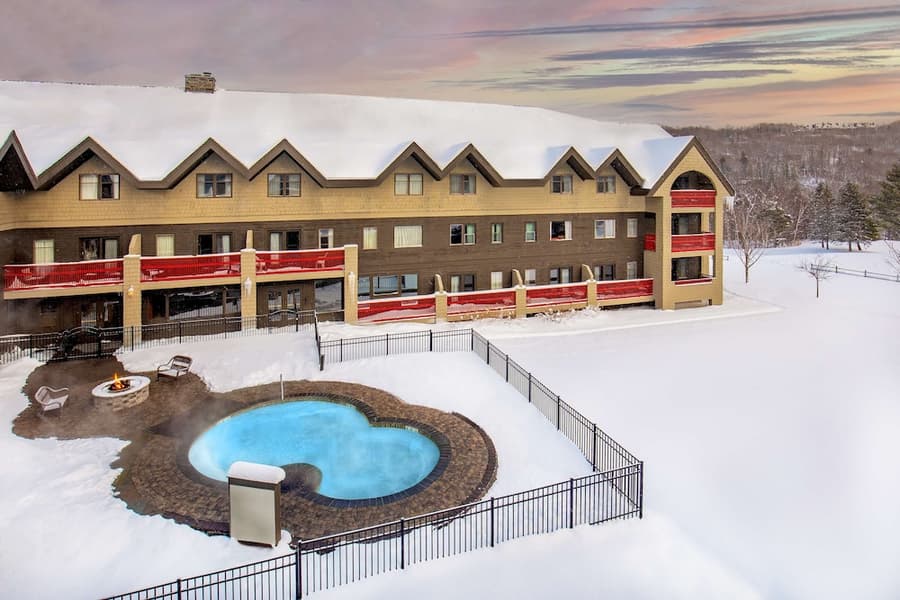 Killington Mountain Lodge, Tapestry Collection by Hilton
