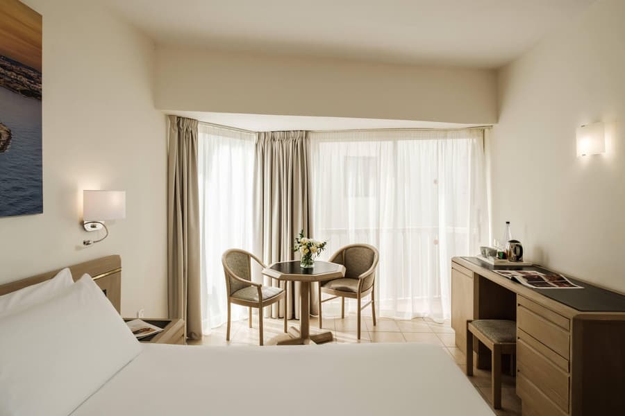 Diplomat Hotel