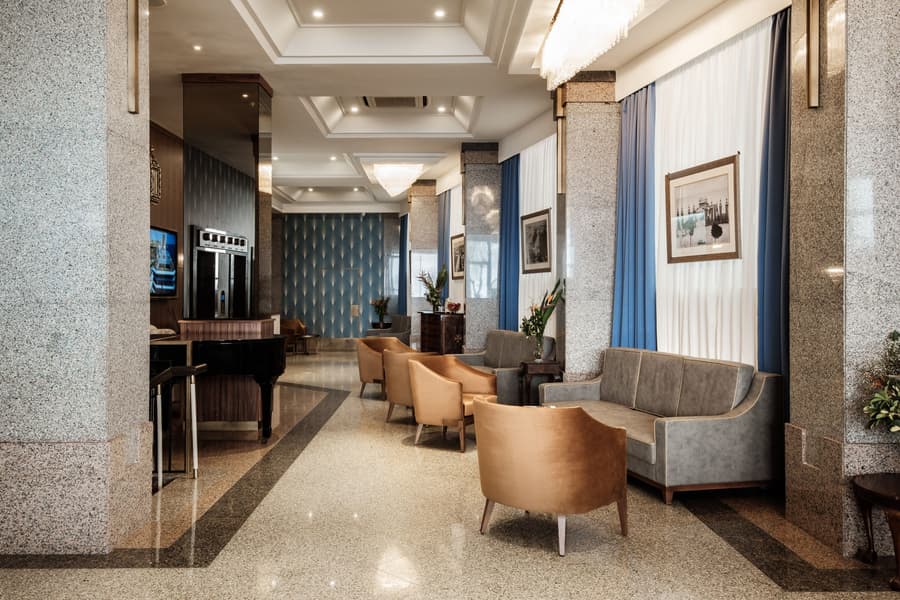 Diplomat Hotel