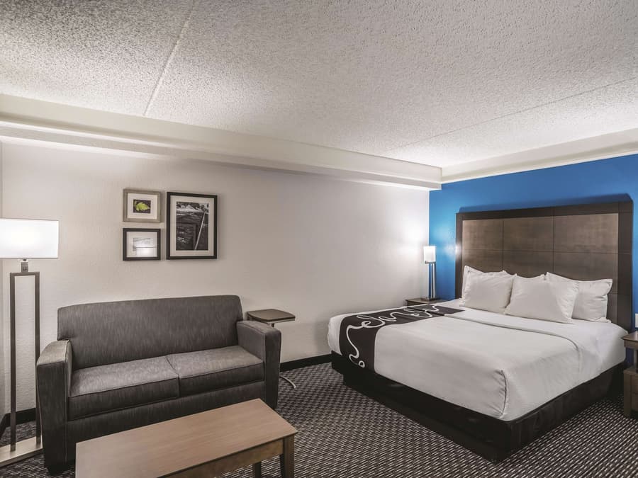 La Quinta Inn & Suites by Wyndham Phoenix Chandler