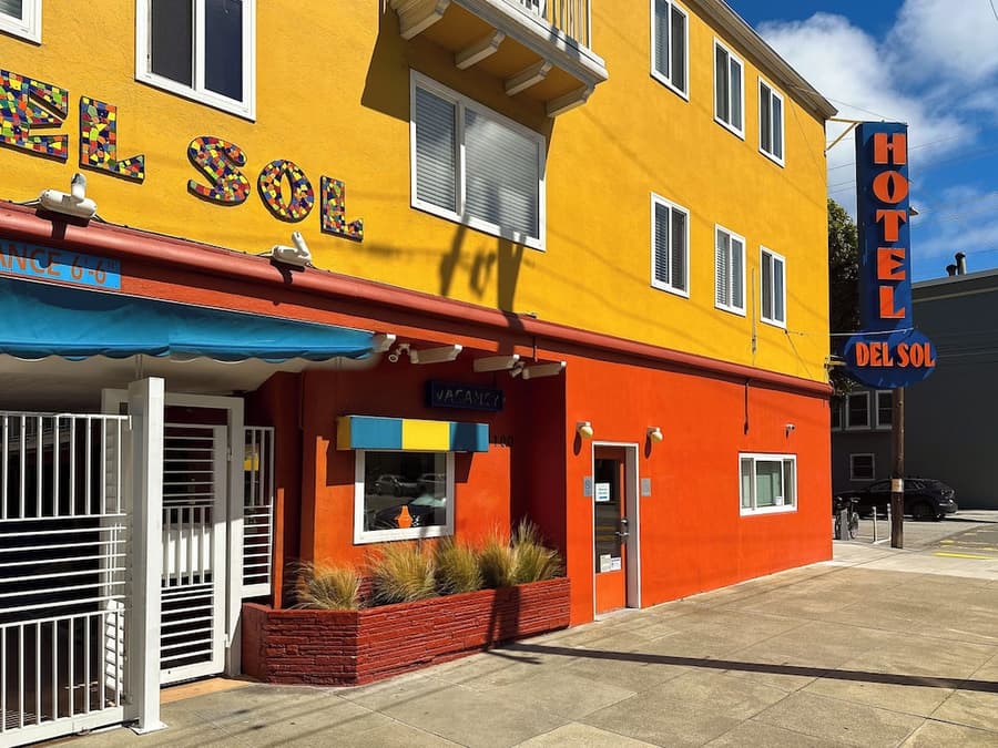 Hotel Del Sol