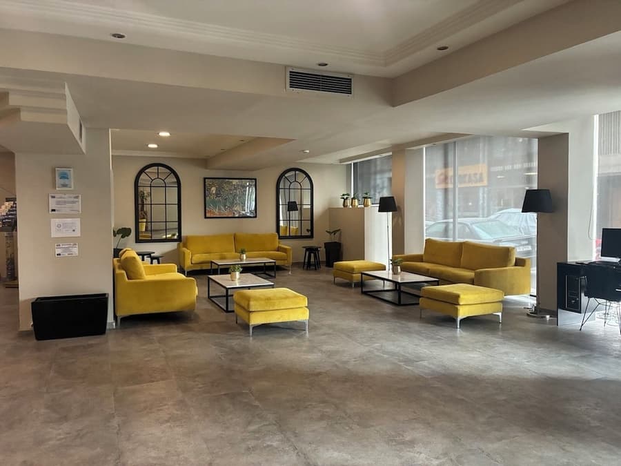 Candia Hotel